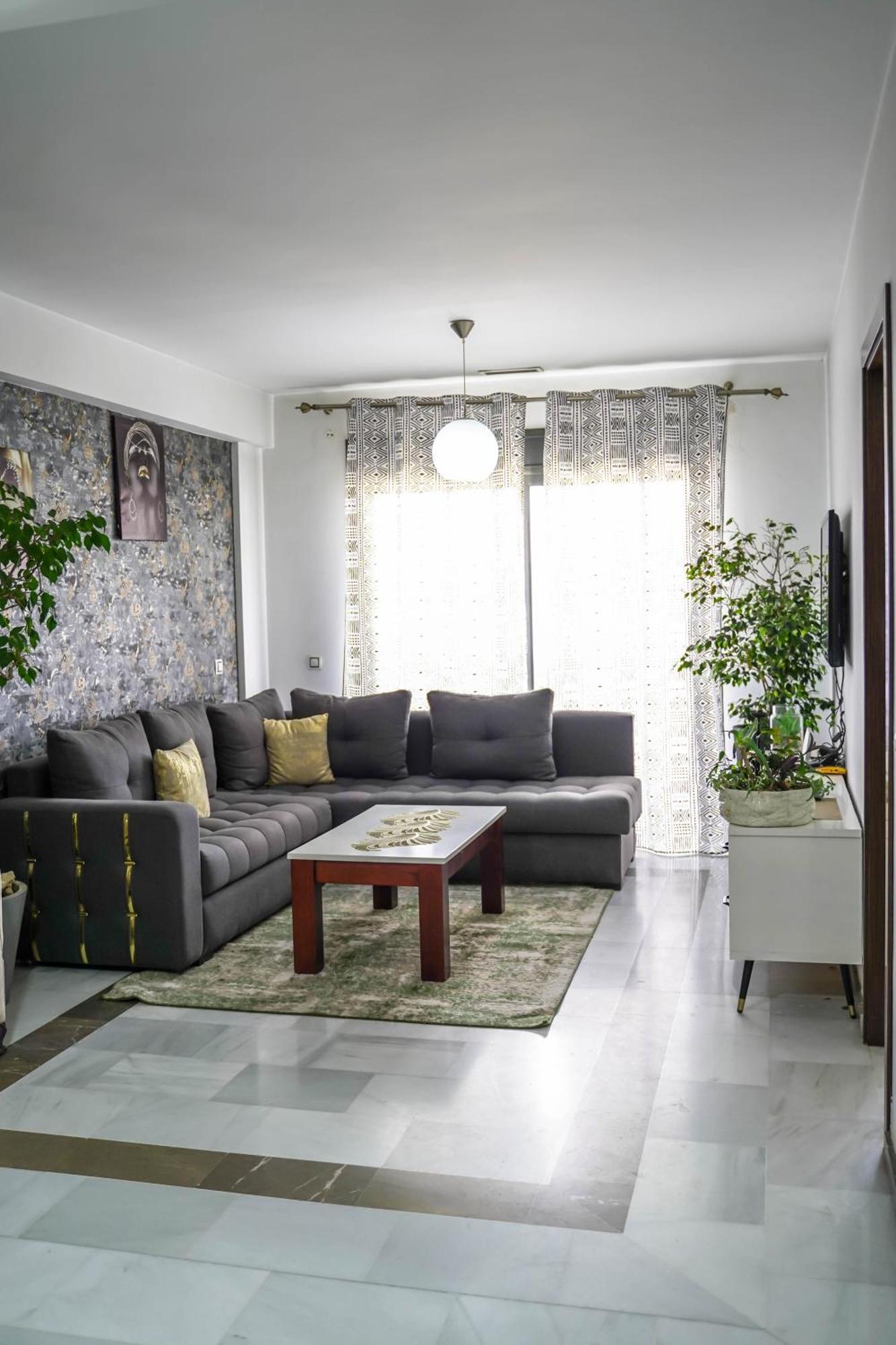View Cozy * Tangier